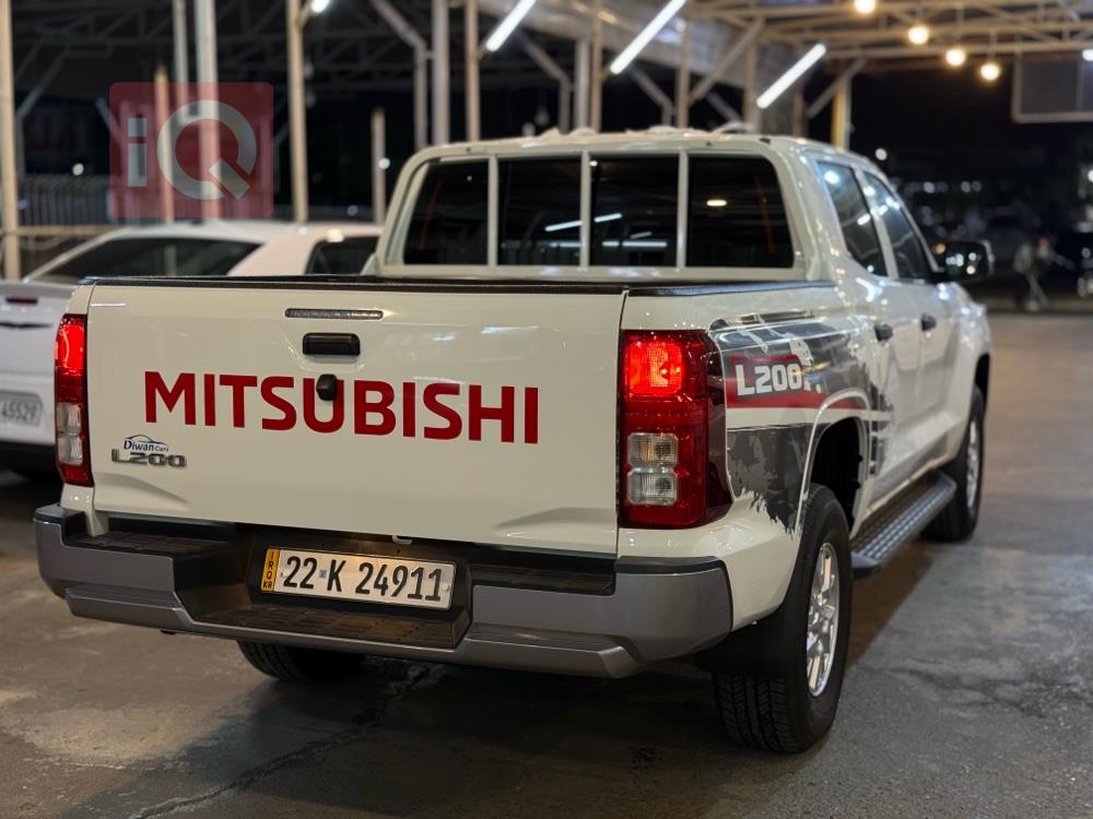 ميتسوبيشي L200